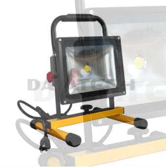 Ποια πλεονεκτήματα έχει το Φορητό 30W Outdoor LED Flood Light έναντι των συνηθισμένων